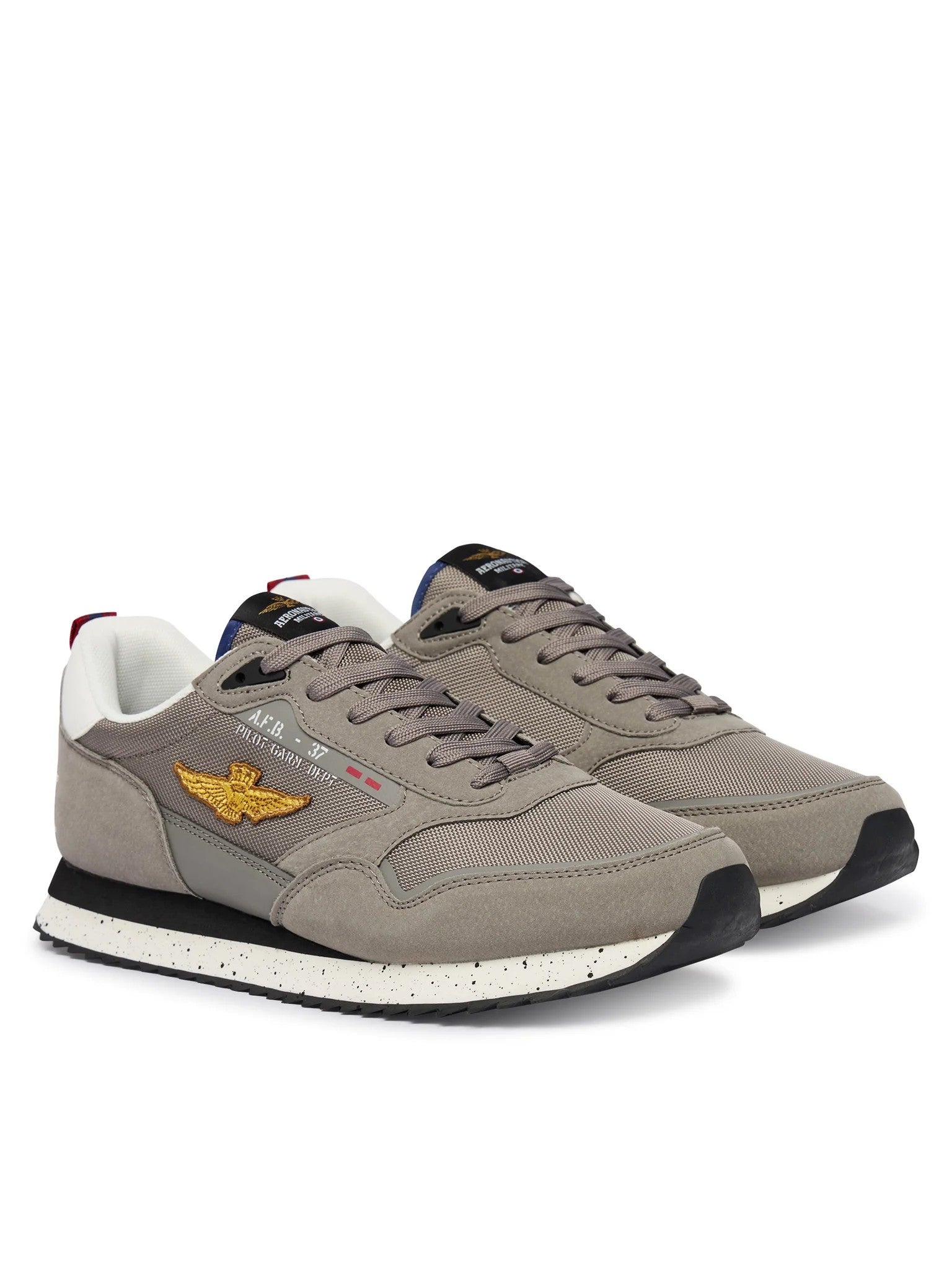 Aeronautica Militare Scarpe SC0288-34353 Grigio Sneakers con Patch AM 261SC0288UCT03545